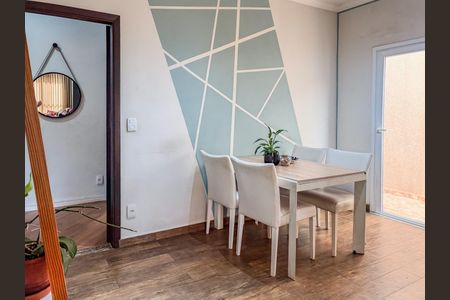 Casa à venda com 119m², 3 quartos e 4 vagas Casa à venda com 119m², 3 quartos e 4 vagasSala de Jantar