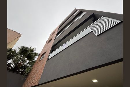 Apartamento à venda com 73m², 2 quartos e 1 vaga Apartamento à venda com 73m², 2 quartos e 1 vagaFachada