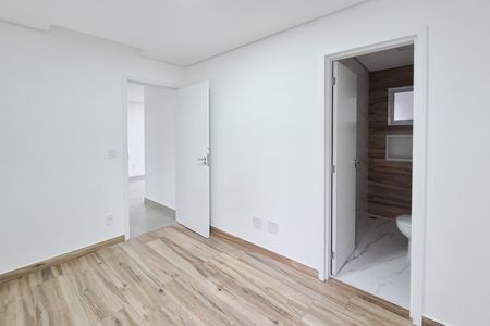 Apartamento à venda com 73m², 2 quartos e 2 vagasSuíte 2