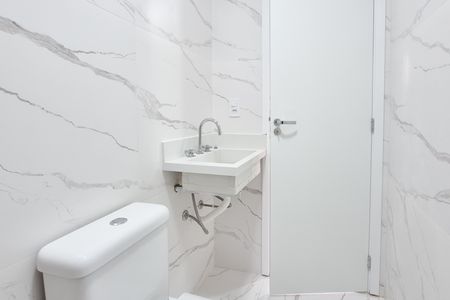 Apartamento à venda com 144m², 2 quartos e 2 vagasBanheiro da Suíte 2