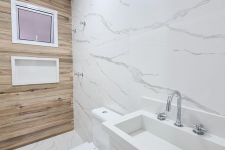 Apartamento à venda com 144m², 2 quartos e 2 vagasBanheiro da Suíte 2