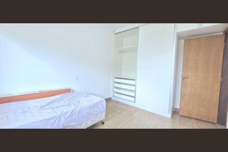 Casa de condomínio à venda com 350m², 4 quartos e 2 vagas Casa de condomínio à venda com 350m², 4 quartos e 2 vagasQuarto 2