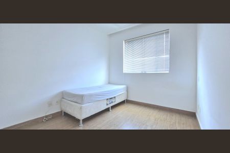 Casa de condomínio à venda com 350m², 4 quartos e 2 vagas Casa de condomínio à venda com 350m², 4 quartos e 2 vagasQuarto 1