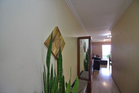 Apartamento à venda com 85m², 3 quartos e 2 vagasCorredor