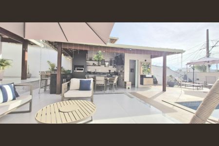 Casa à venda com 170m², 3 quartos e 4 vagasÁrea comum