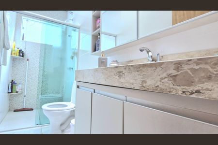 Casa à venda com 170m², 3 quartos e 4 vagasBanheiro