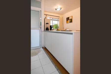 Apartamento à venda com 54m², 2 quartos e 1 vaga Apartamento à venda com 54m², 2 quartos e 1 vagaCozinha