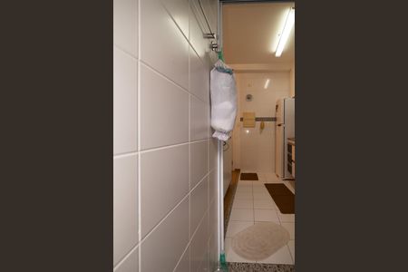 Apartamento à venda com 54m², 2 quartos e 1 vaga Apartamento à venda com 54m², 2 quartos e 1 vagaÁrea de Serviço