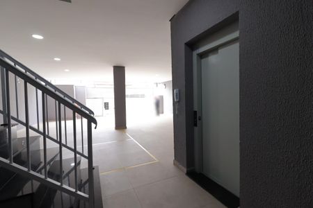 Apartamento à venda com 54m², 1 quarto e 1 vagaElevador