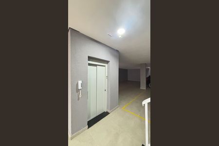 Apartamento à venda com 50m², 2 quartos e 1 vaga Apartamento à venda com 50m², 2 quartos e 1 vagaGaragem - Elevador