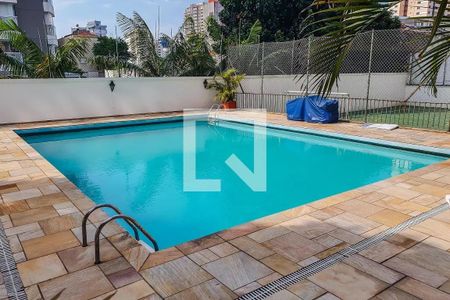 Apartamento à venda com 135m², 3 quartos e 1 vaga Apartamento à venda com 135m², 3 quartos e 1 vagaÁrea Comum