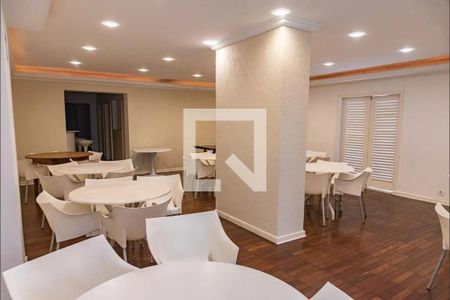 Apartamento à venda com 135m², 3 quartos e 1 vaga Apartamento à venda com 135m², 3 quartos e 1 vagaÁrea Comum