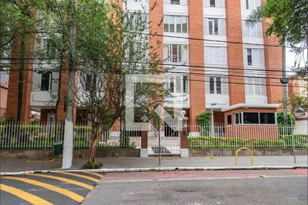 Apartamento à venda com 135m², 3 quartos e 1 vaga Apartamento à venda com 135m², 3 quartos e 1 vagaFachada