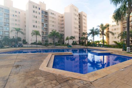Apartamento à venda com 65m², 3 quartos e 1 vagaÁrea comum - Piscina