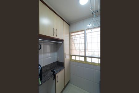 Apartamento à venda com 65m², 3 quartos e 1 vagaÁrea de Serviço