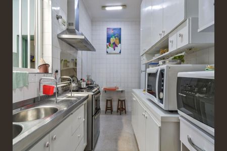 Casa à venda com 340m², 6 quartos e 2 vagas
