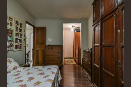Casa à venda com 340m², 6 quartos e 2 vagas