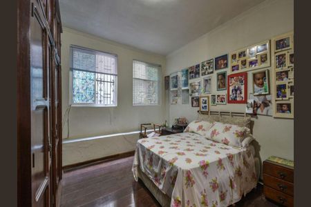 Casa à venda com 340m², 6 quartos e 2 vagas