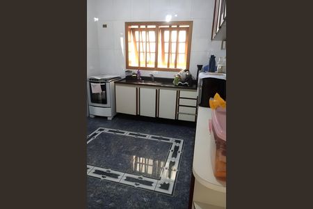 Casa à venda com 254m², 4 quartos e 6 vagas