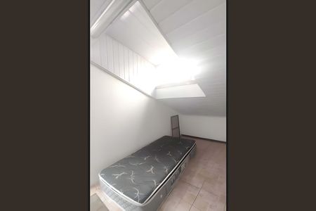 Casa à venda com 254m², 4 quartos e 6 vagas