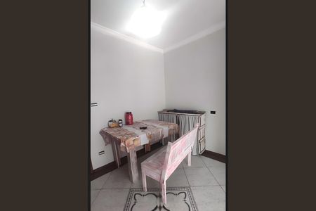 Casa à venda com 254m², 4 quartos e 6 vagas