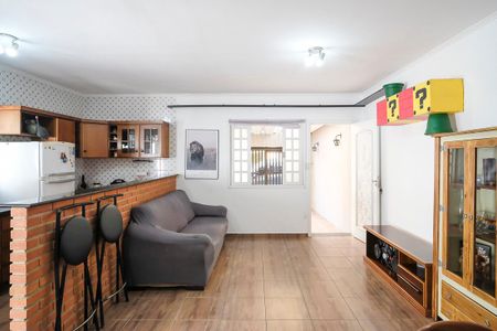 Casa à venda com 122m², 2 quartos e 3 vagasSala