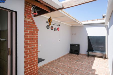 Casa à venda com 122m², 2 quartos e 3 vagasÁrea comum