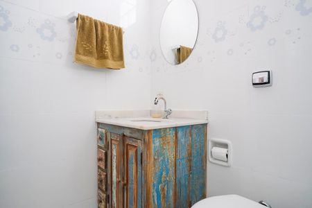 Casa à venda com 122m², 2 quartos e 3 vagasBanheiro