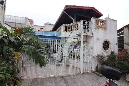 Casa à venda com 240m², 3 quartos e 2 vagasFachada