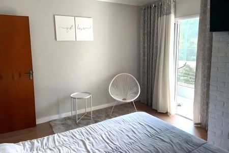 Casa à venda com 156m², 3 quartos e 3 vagas