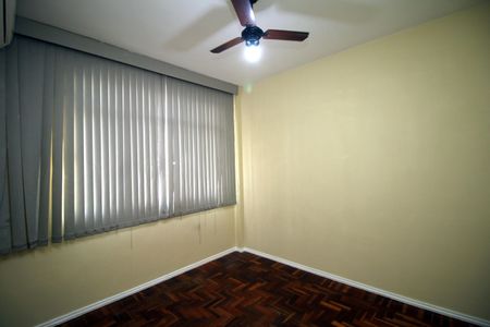 Apartamento à venda com 64m², 2 quartos e 1 vagaQuarto 2