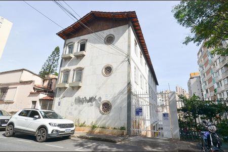 Apartamento à venda com 106m², 3 quartos e 1 vagaFachada