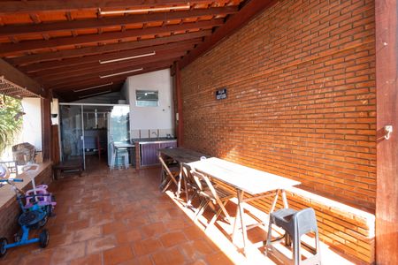 Casa à venda com 270m², 5 quartos e 4 vagasVaranda