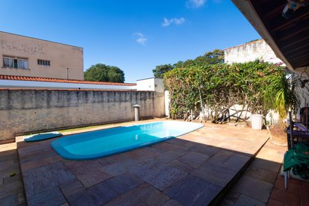 Casa à venda com 270m², 5 quartos e 4 vagasPiscina