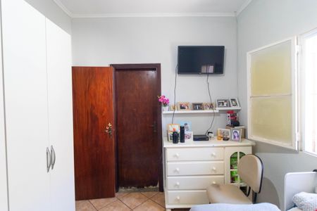 Casa à venda com 270m², 5 quartos e 4 vagasSuíte 02