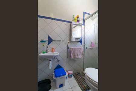 Casa à venda com 270m², 5 quartos e 4 vagasBanheiro da Suíte 02