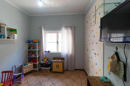 Casa à venda com 270m², 5 quartos e 4 vagasQuarto 02