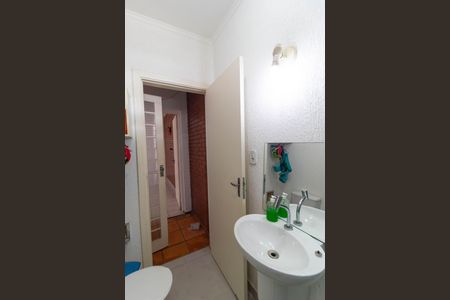 Casa à venda com 270m², 5 quartos e 4 vagasBanheiro da Edícula