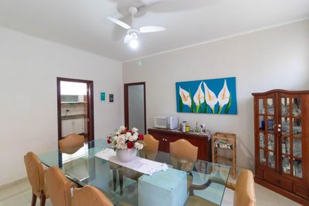 Casa à venda com 270m², 5 quartos e 4 vagasSala de Jantar