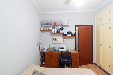 Casa à venda com 270m², 5 quartos e 4 vagasQuarto 01