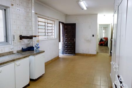 Casa à venda com 280m², 4 quartos e 2 vagas Casa à venda com 280m², 4 quartos e 2 vagasCozinha