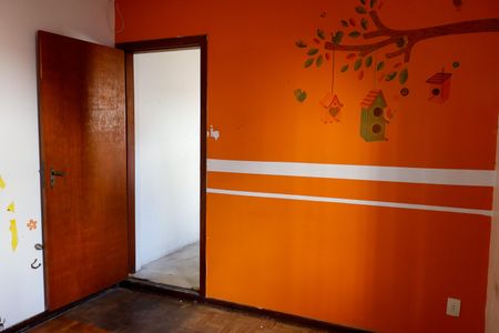 Casa à venda com 280m², 4 quartos e 2 vagas Casa à venda com 280m², 4 quartos e 2 vagasQuarto 1