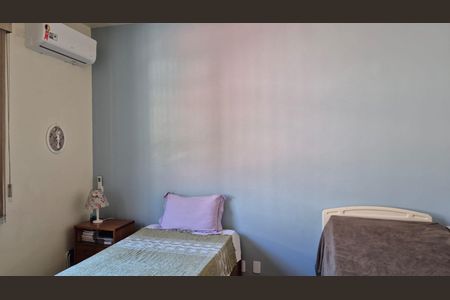 Casa à venda com 400m², 4 quartos e 5 vagas Casa à venda com 400m², 4 quartos e 5 vagasQuarto 2