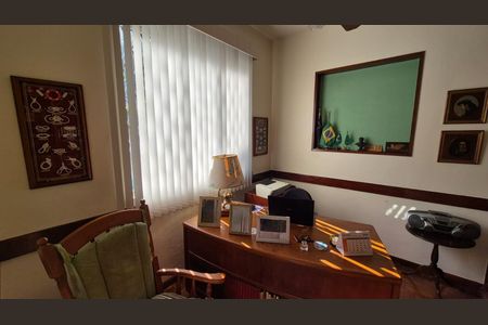 Casa à venda com 400m², 4 quartos e 5 vagas