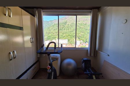 Casa à venda com 400m², 4 quartos e 5 vagas Casa à venda com 400m², 4 quartos e 5 vagasLoft