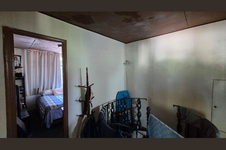 Casa à venda com 400m², 4 quartos e 5 vagas Casa à venda com 400m², 4 quartos e 5 vagasLoft