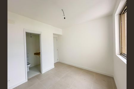 Apartamento à venda com 149m², 3 quartos e 1 vaga Apartamento à venda com 149m², 3 quartos e 1 vagaSuíte 3