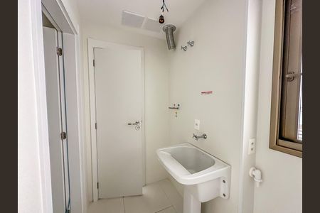 Apartamento à venda com 149m², 3 quartos e 1 vaga Apartamento à venda com 149m², 3 quartos e 1 vagaÁrea de Serviço