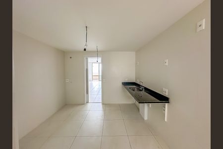 Apartamento à venda com 149m², 3 quartos e 1 vaga Apartamento à venda com 149m², 3 quartos e 1 vagaCozinha