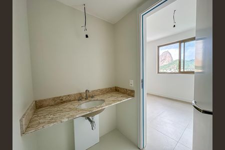 Apartamento à venda com 149m², 3 quartos e 1 vaga Apartamento à venda com 149m², 3 quartos e 1 vagaBanheiro/Suite 3